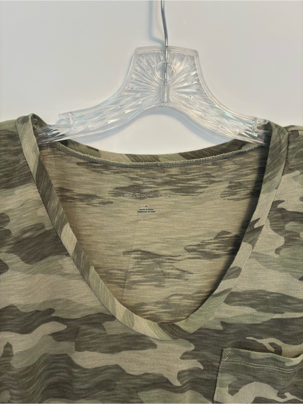 Caslon Women's Olive Faded Camo Print Short Sleeve T-Shirt Size L - Picture 2 of 5
